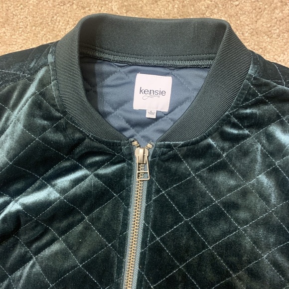 Velvet jacket - Picture 3 of 3